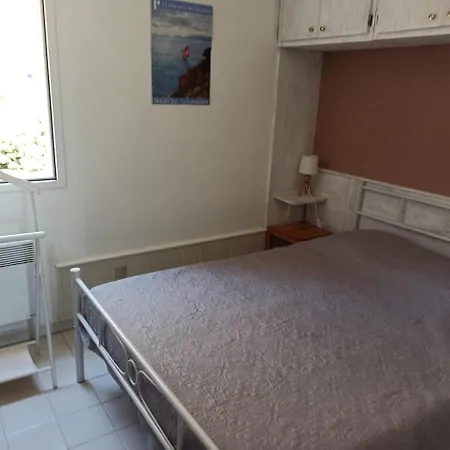 Cavalière Idéalement Situé Proche Appartement *